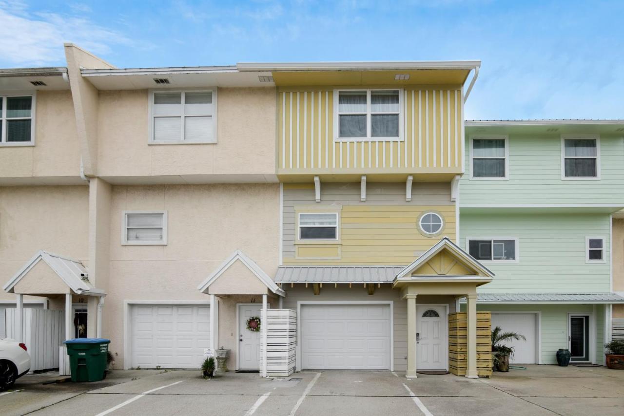 Seaside Pointe By Book That Holiday home Panama City Beach