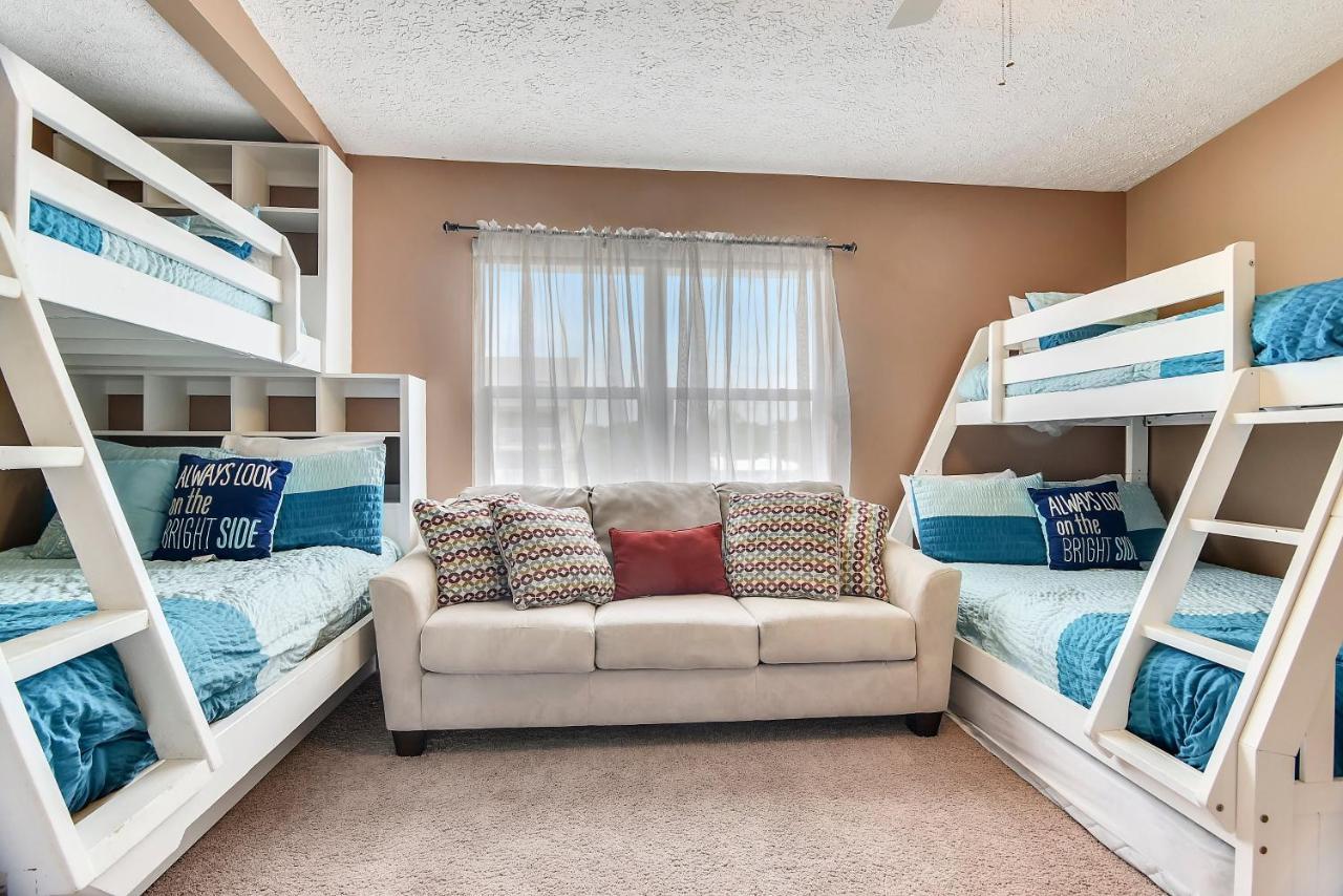 Seaside Pointe By Book That *