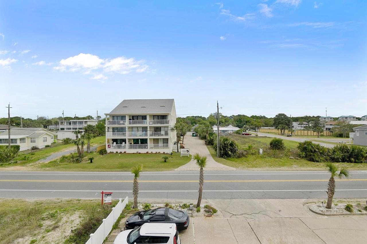 Holiday home Seaside Pointe By Book That