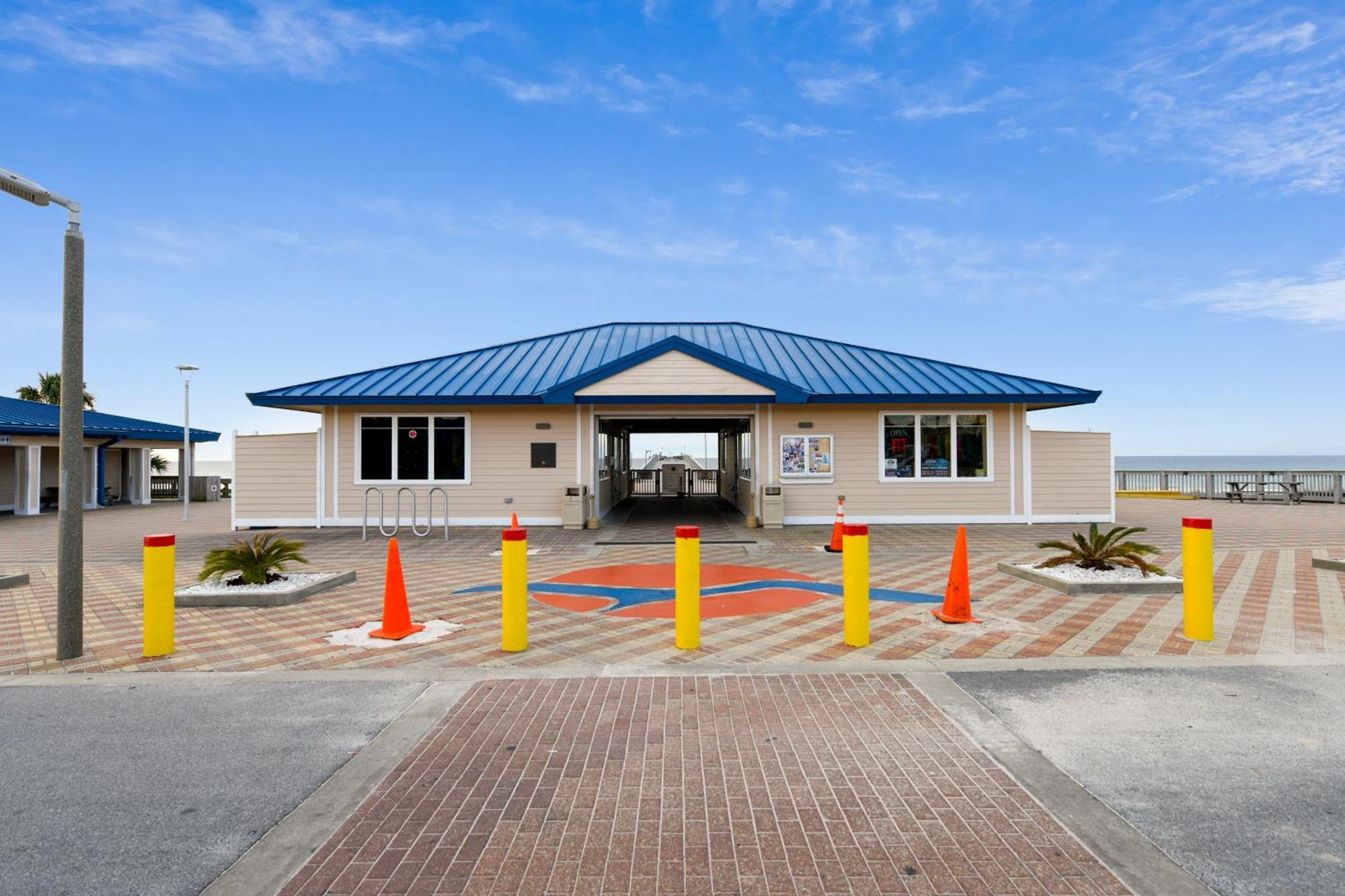 Seaside Pointe By Book That